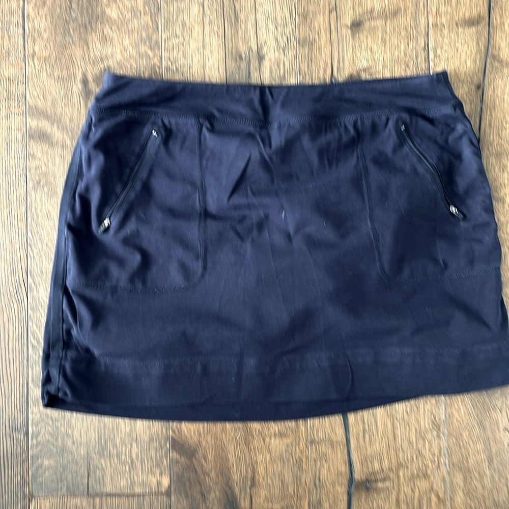 Talbots navy skort